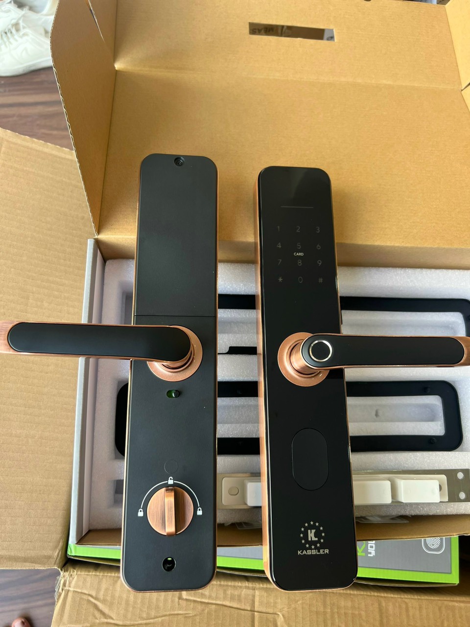 Khóa vân tay Kassler kl-696 bronze đập hộp full box
